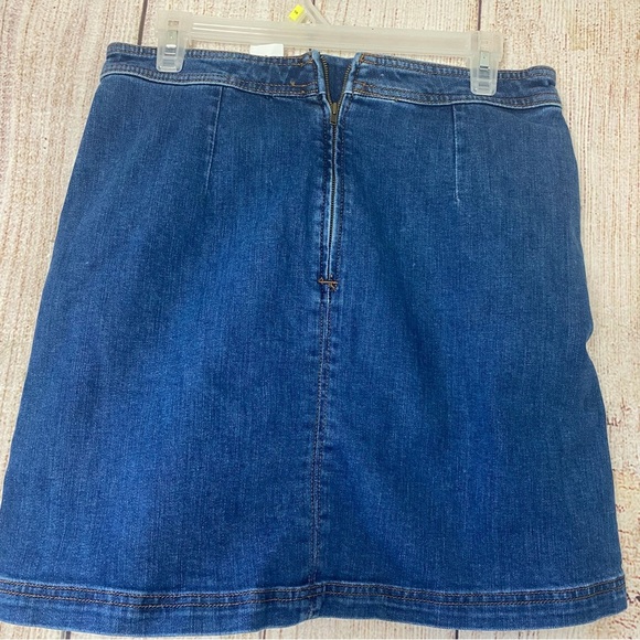 Ann Taylor Weekend A line Womens Denim Mini skirt size 0 - Picture 4 of 9